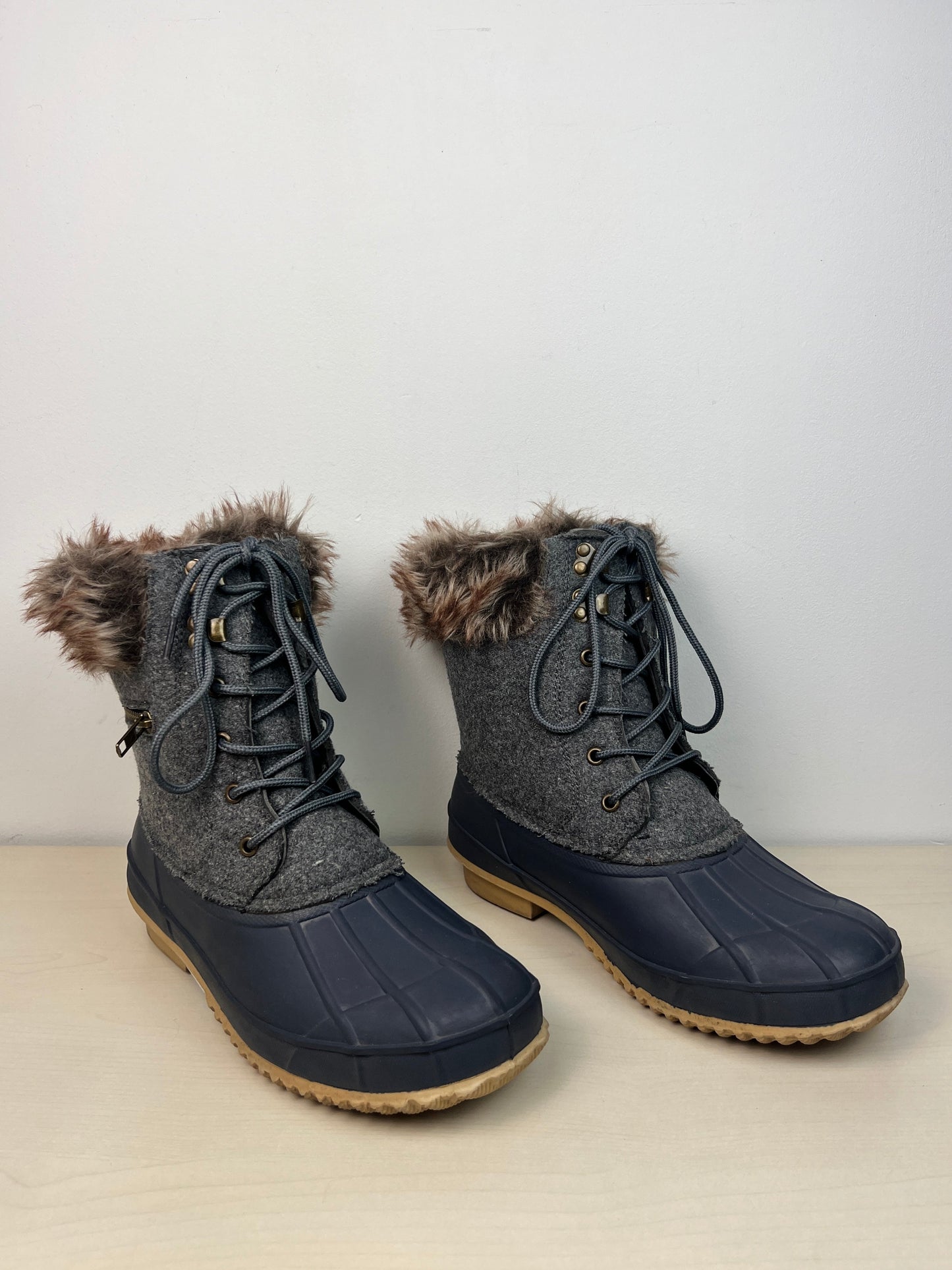 Boots Snow By Torrid In Blue, Size: 9