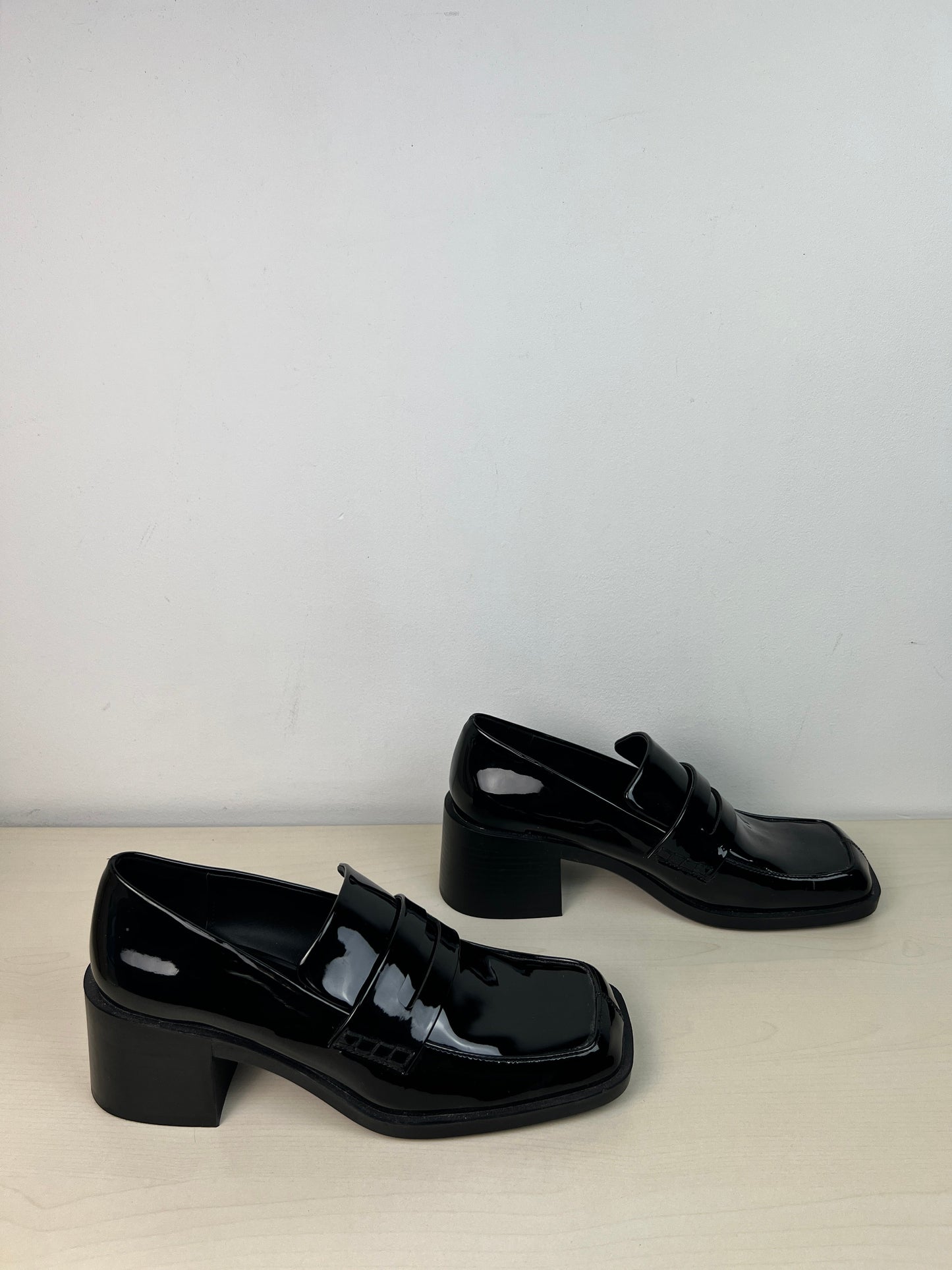 Shoes Heels Block By Zara In Black, Size: 8