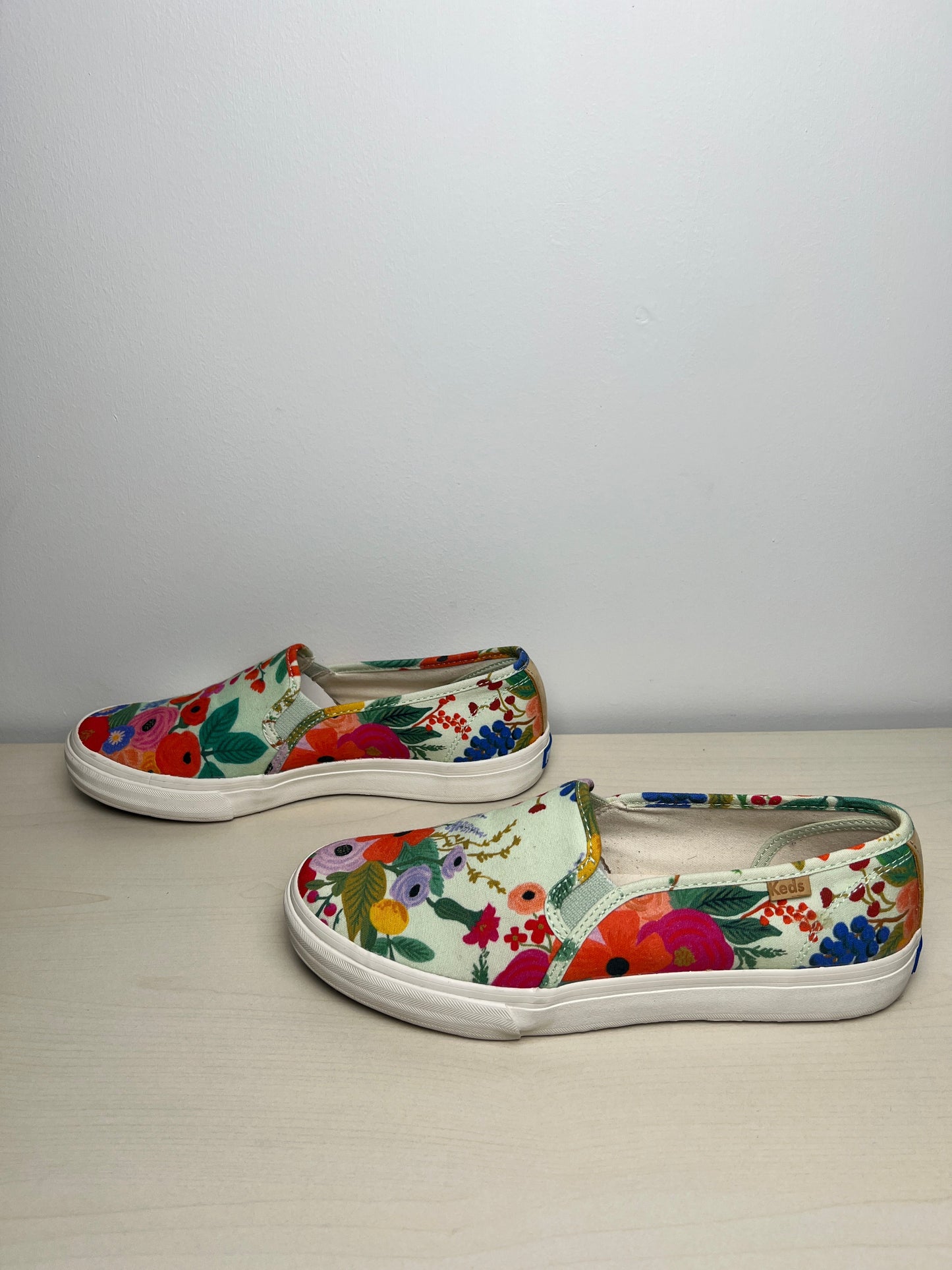 Shoes Sneakers By Keds In Floral Print, Size: 8