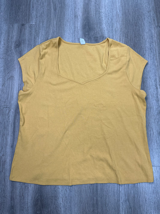 Top Short Sleeve Basic By Old Navy In Yellow, Size: Xxl