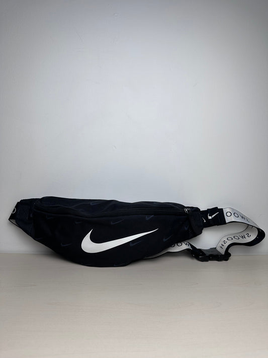 Belt Bag By Nike, Size: Large