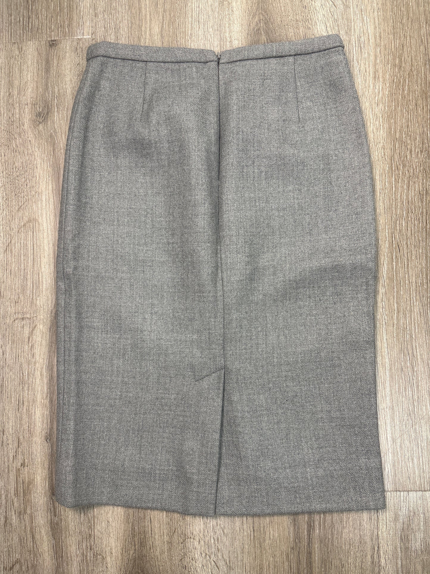 Skirt Mini & Short By J. Crew In Grey, Size: Xxs