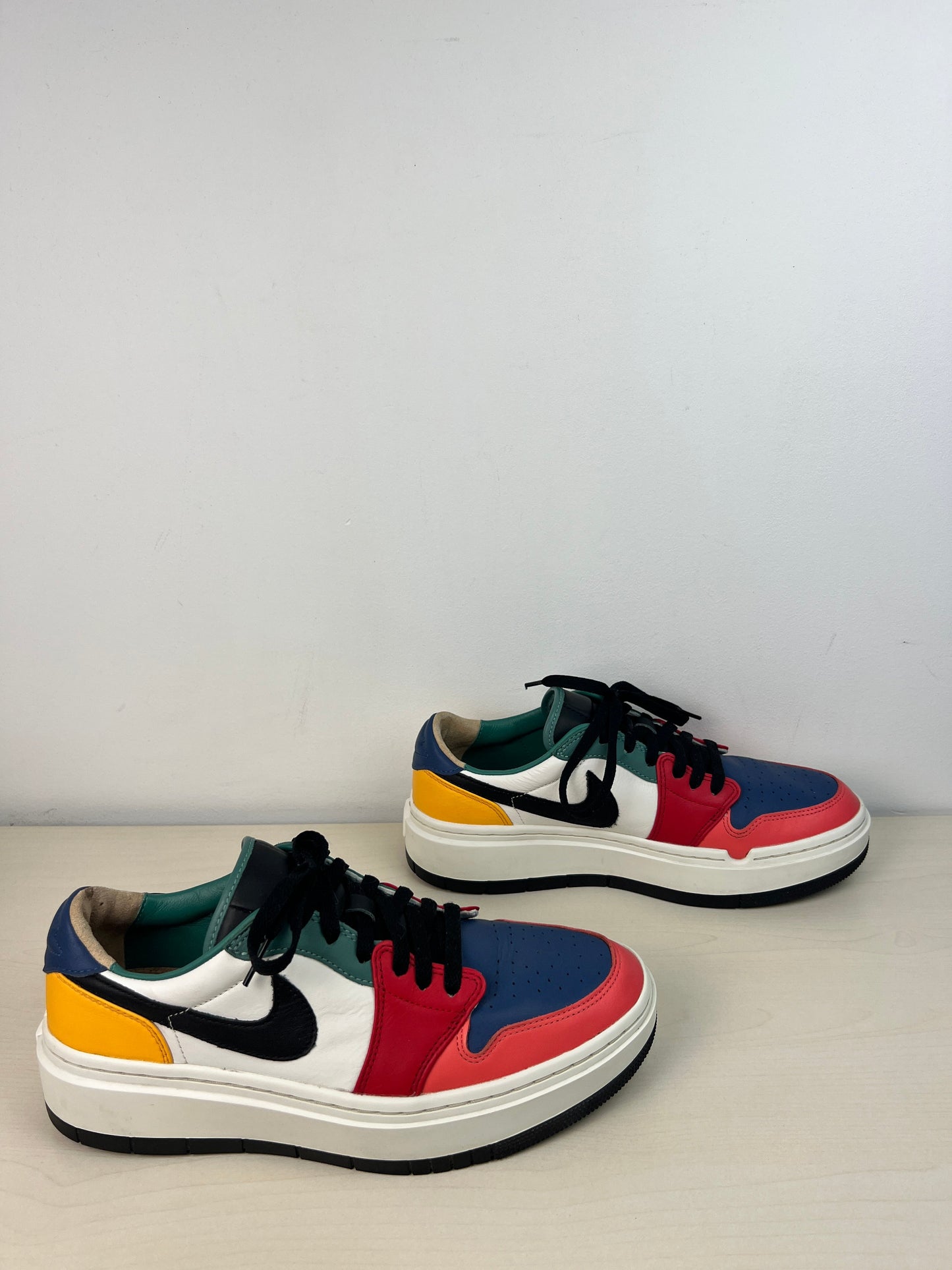 Shoes Sneakers By Nike In Multi-colored, Size: 10.5