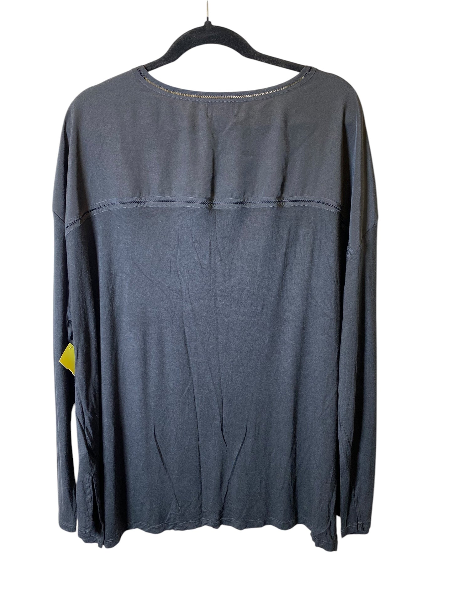 Top Long Sleeve By Old Navy In Black, Size: XXL