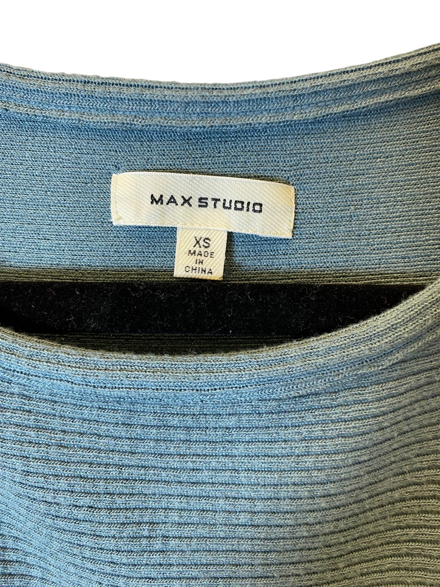 Sweater Short Sleeve By Max Studio In Blue, Size: Xs