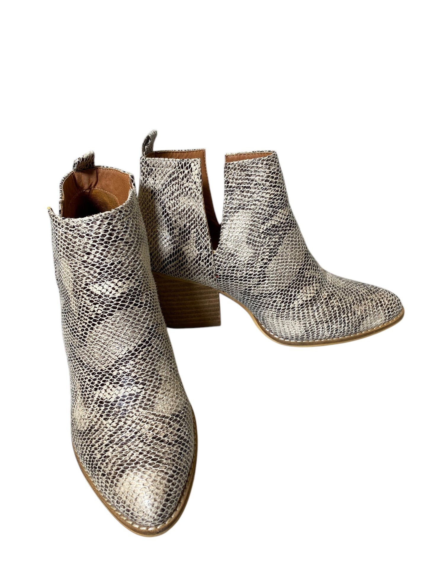 Boots Ankle Heels By Cmc In Snakeskin Print, Size: 6.5