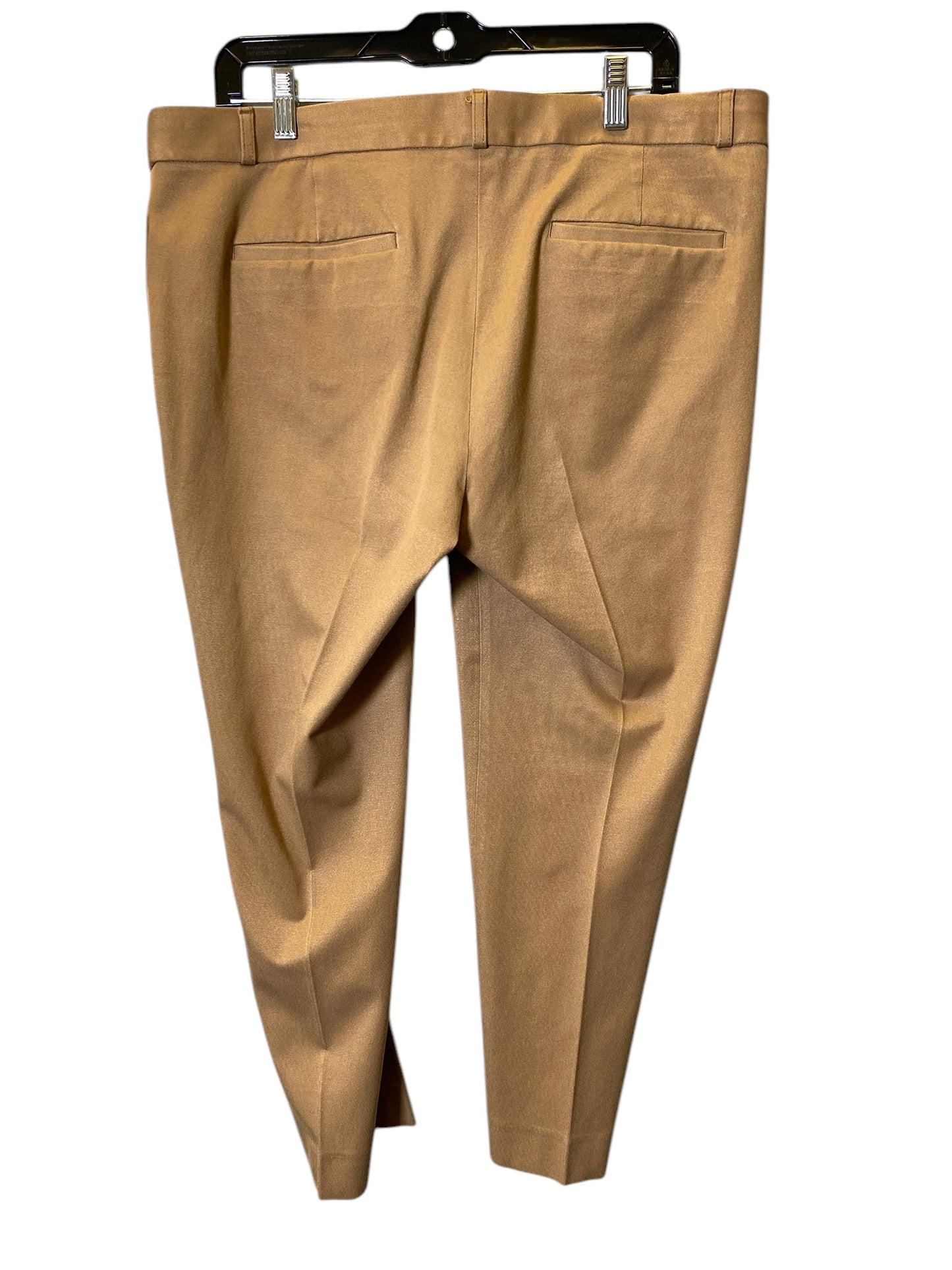 Pants Cropped By Banana Republic In Beige, Size: 16