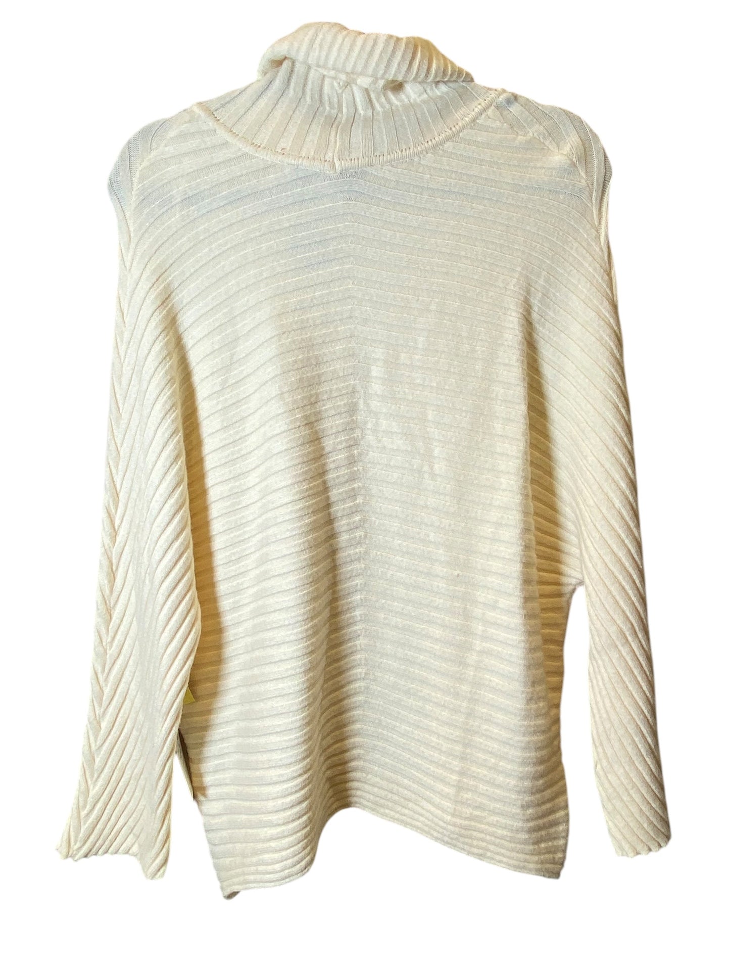 Sweater By Larry Levine In Cream, Size: M