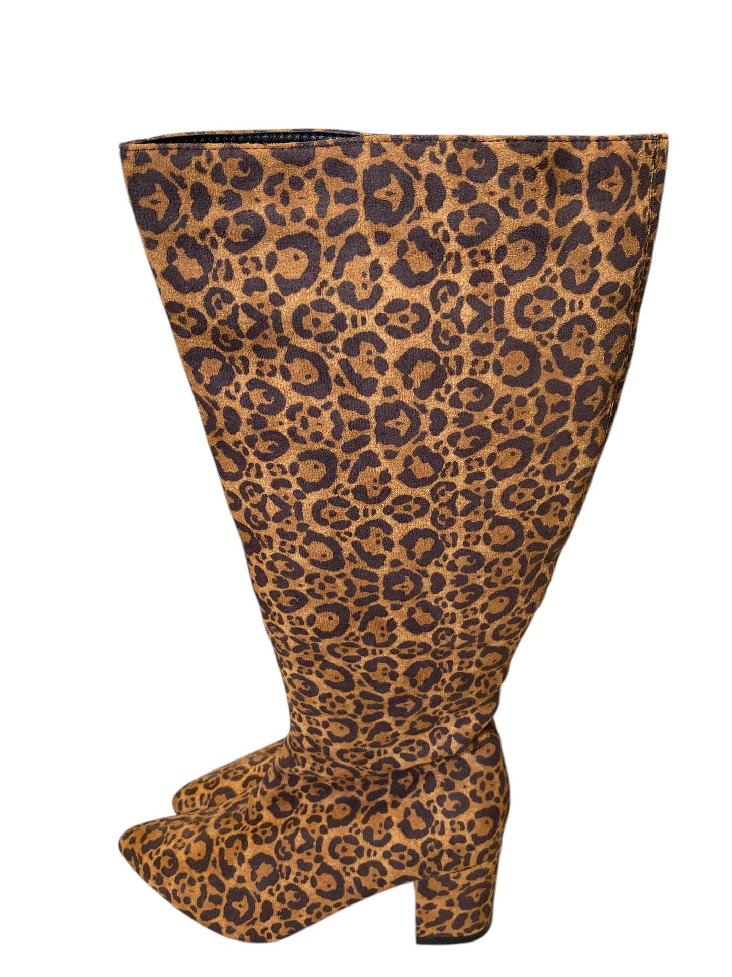 Boots Knee Heels By Clothes Mentor In Animal Print, Size: 10