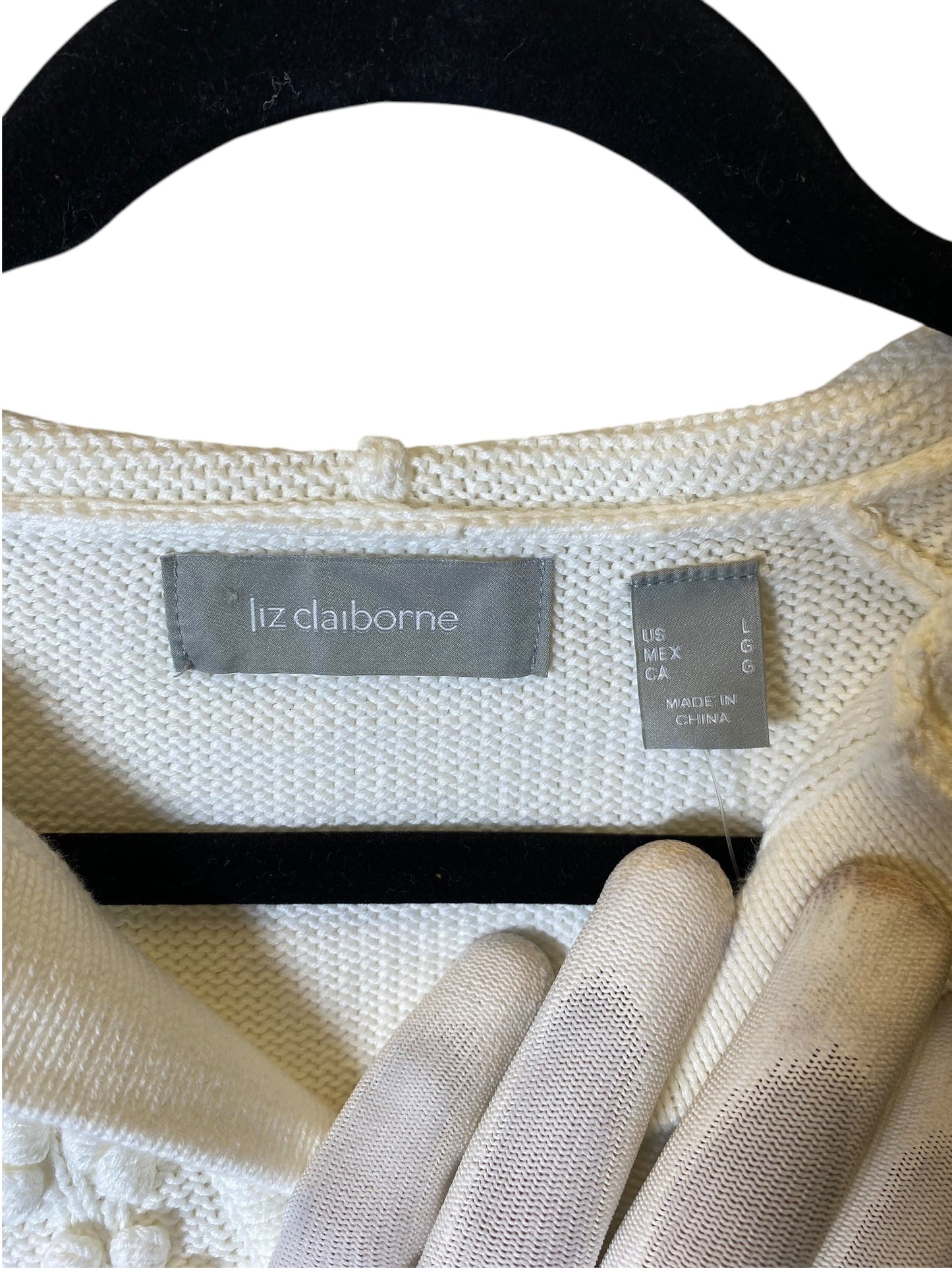 Sweater By Liz Claiborne In White, Size: L