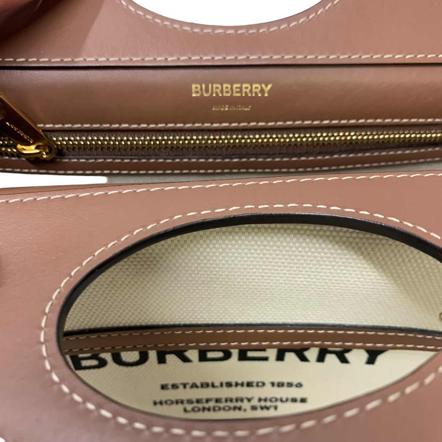 Crossbody Luxury Designer Burberry, Size Small