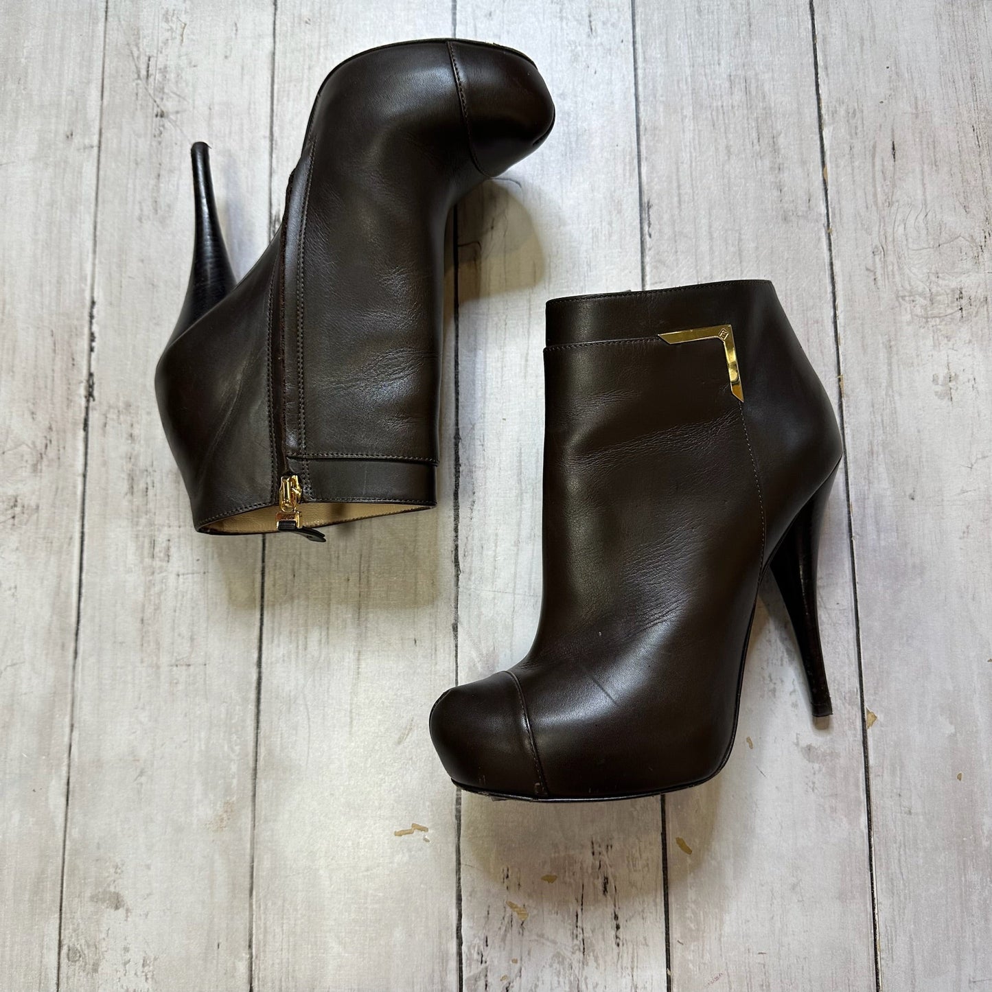 Boots Luxury Designer By Fendi  Size: 6