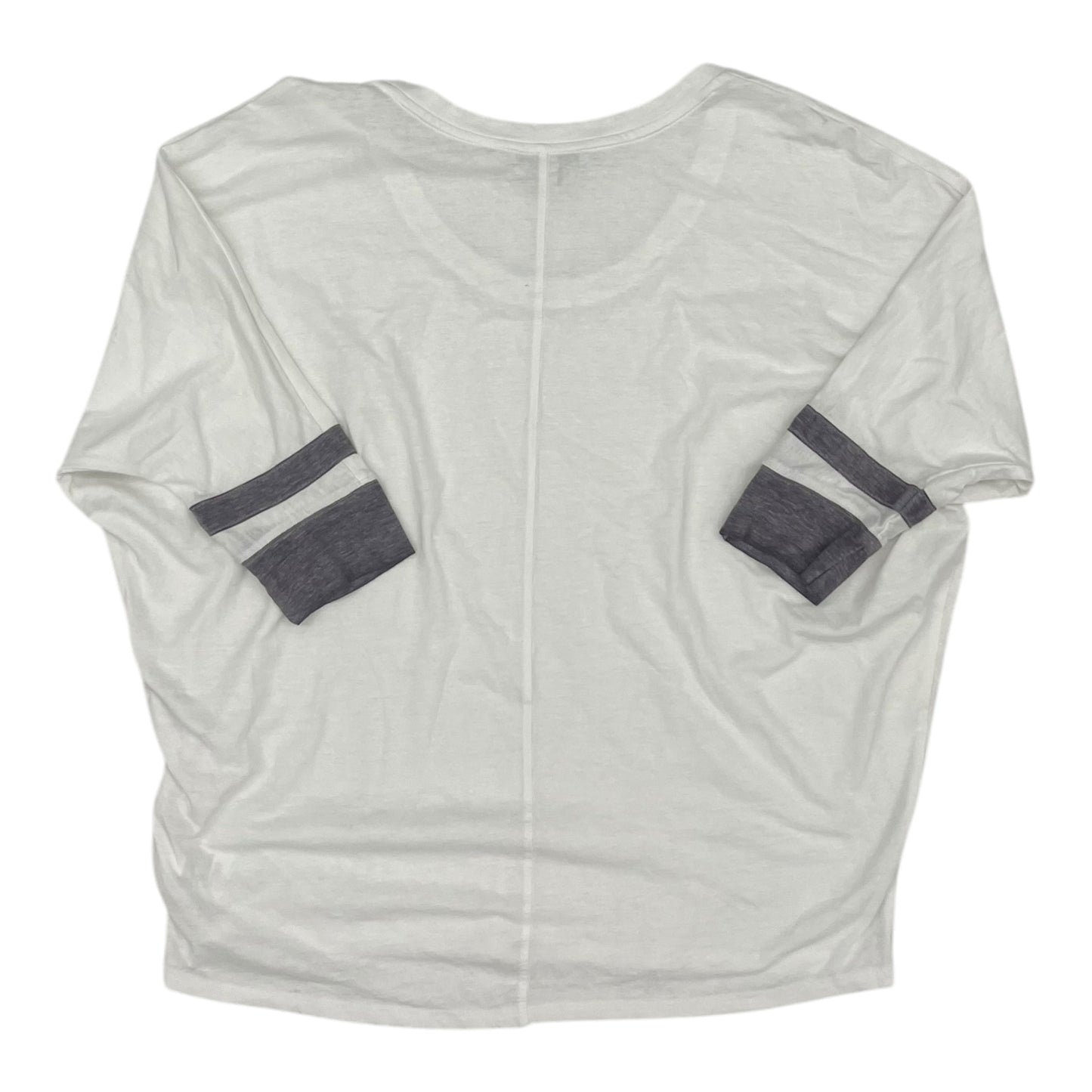 TOP 3/4 SLEEVE by EXPRESS In WHITE, Size: M