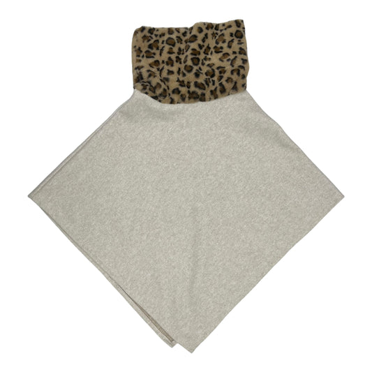 Poncho By Clothes Mentor In Animal Print, Size:Osfm