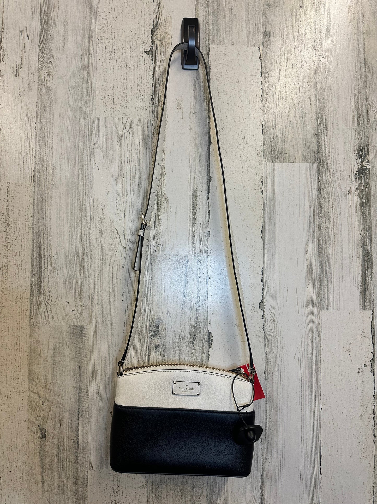 Crossbody Designer By Kate Spade  Size: Medium