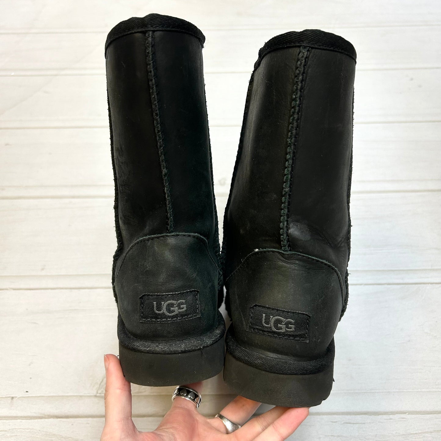 Boots Designer By Ugg  Size: 6