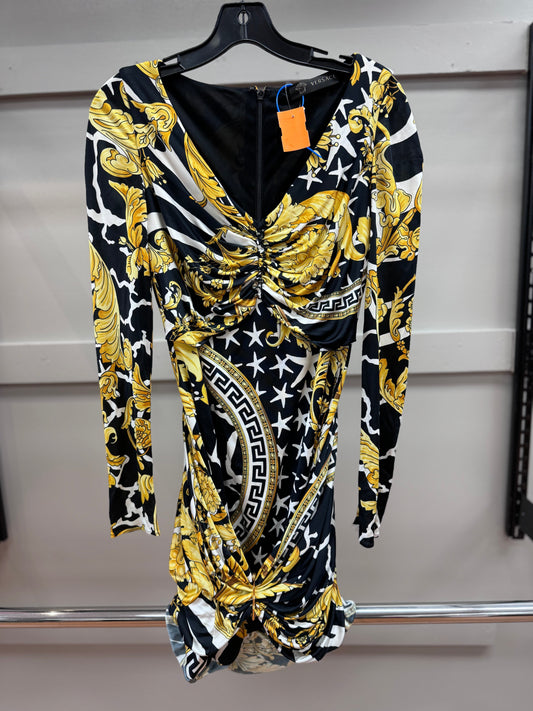 Dress Luxury Designer By Versace  Size: 6