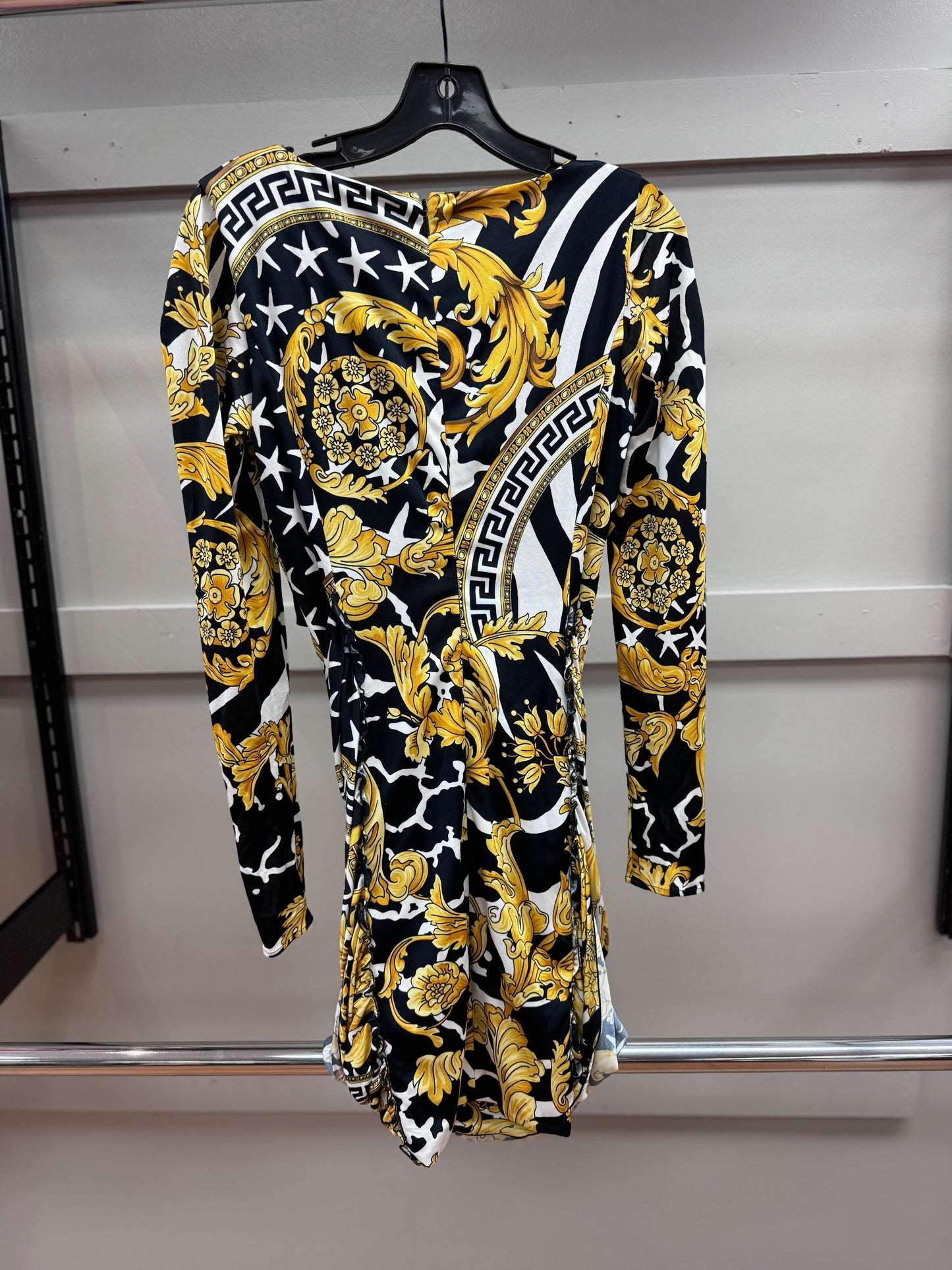 Dress Luxury Designer By Versace  Size: 6