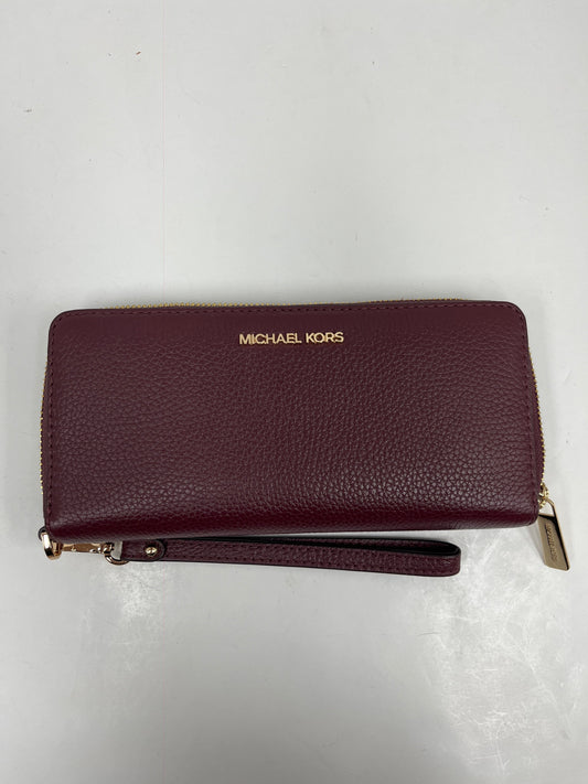 Wallet Designer By Michael Kors  Size: Large