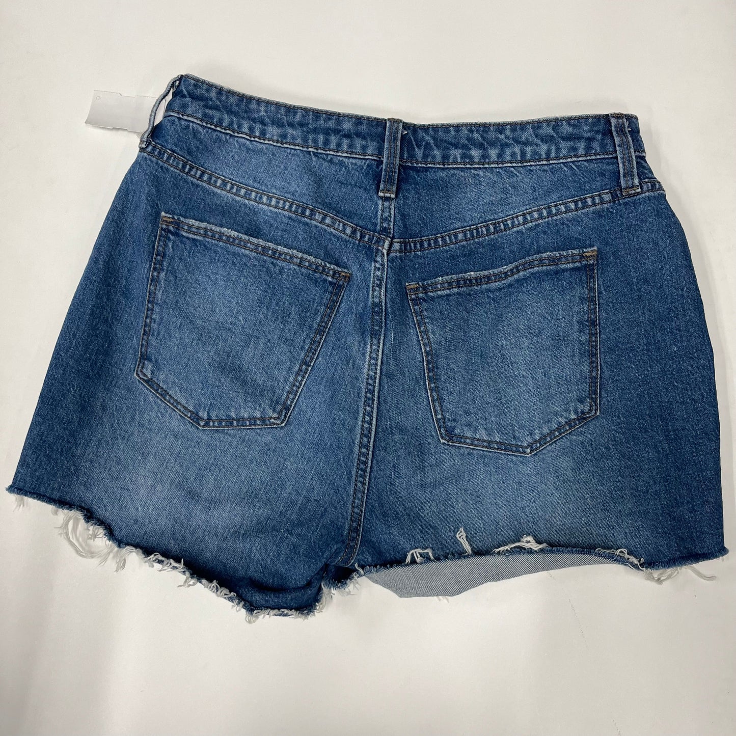 Shorts By Universal Thread  Size: 6