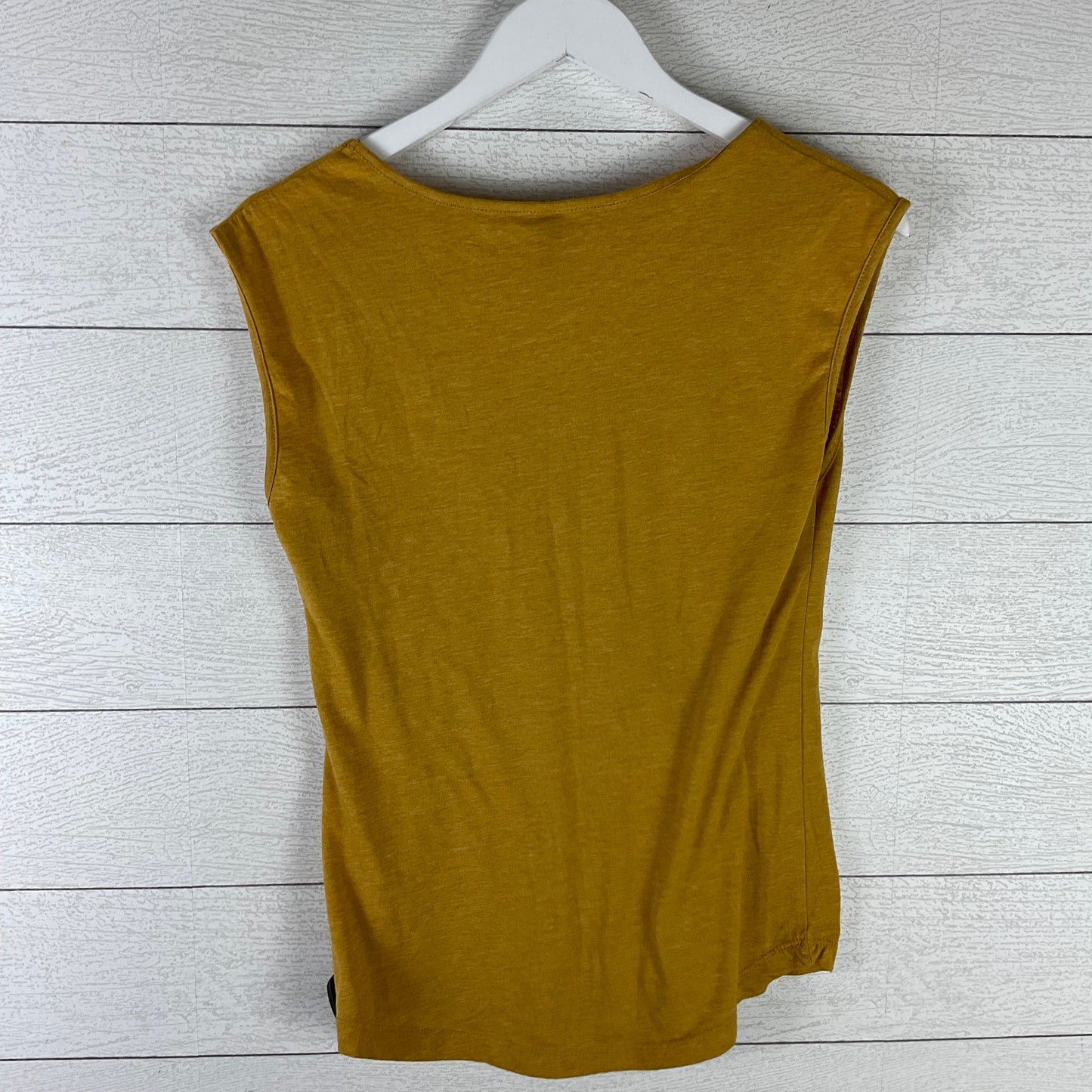 Top Sleeveless Basic By Next Level  Size: S