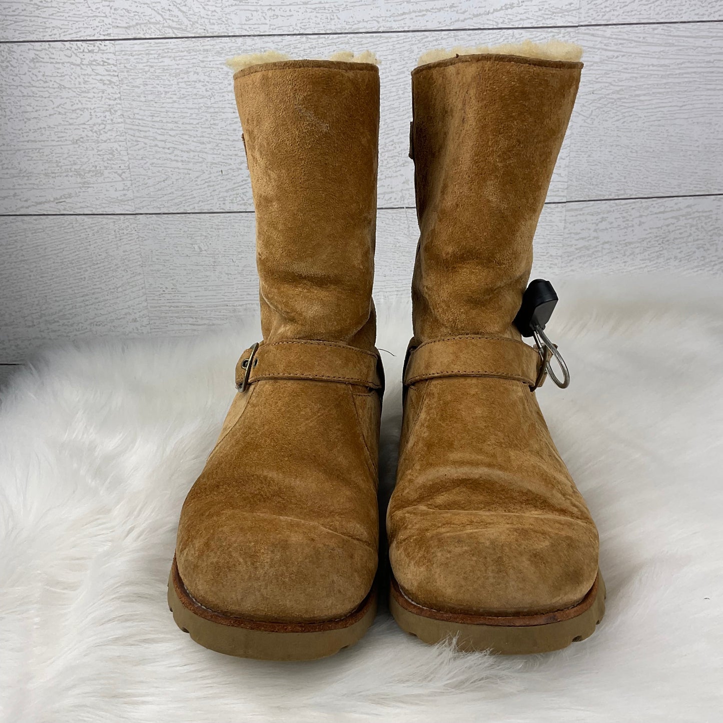 Boots Designer By Ugg  Size: 6