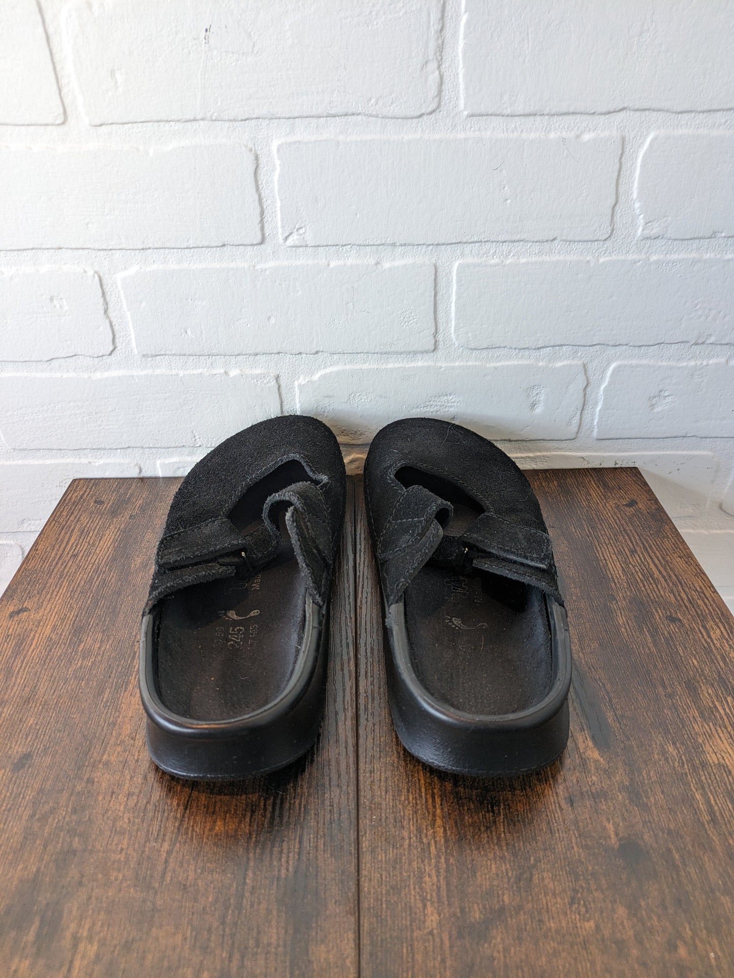 Shoes Flats Mule & Slide By Birkenstock  Size: 7