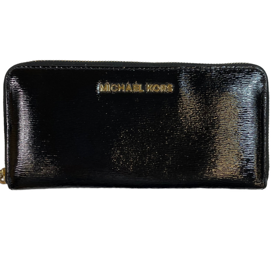 Wallet Designer By Michael Kors  Size: Large