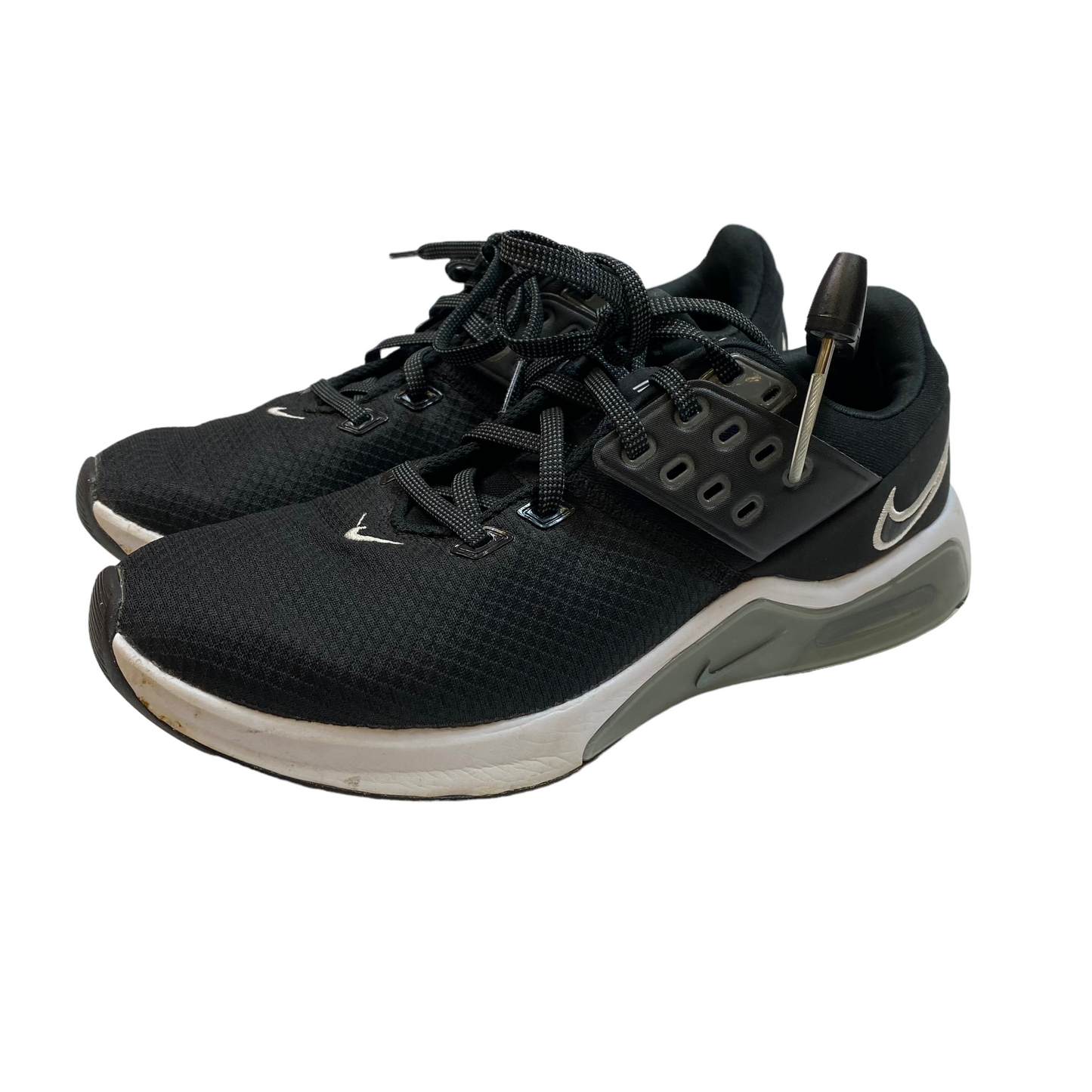 Shoes Athletic By Nike  Size: 8.5