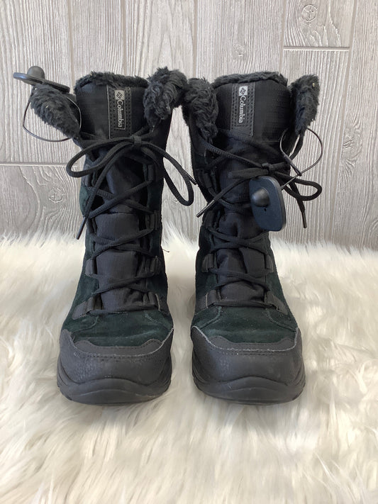 Boots Snow By Columbia  Size: 8